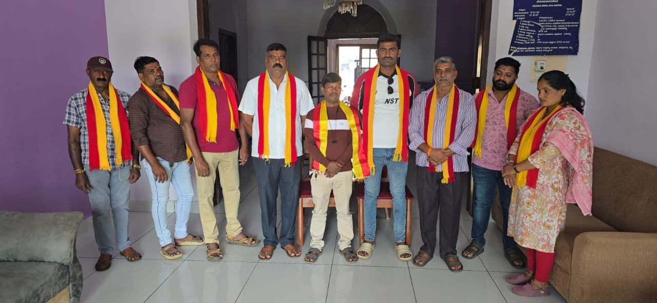 ನಾಡು-ನುಡಿಯ ಸೇವೆಗೆ ಕರವೇ ಸ್ವಾಭಿಮಾನಿ ಸೇನೆ ಸನ್ನದ್ಧ ಕುಶಾಲನಗರ ನಗರ ಘಟಕಕ್ಕೆ ನೂತನ ಸಾರಥಿಗಳ ನೇಮಕ